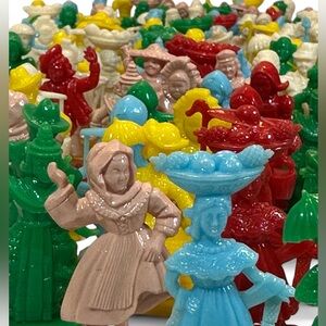 1940-50s Van Brode figurines Puffed Wheat cereal premiums Lot of 125